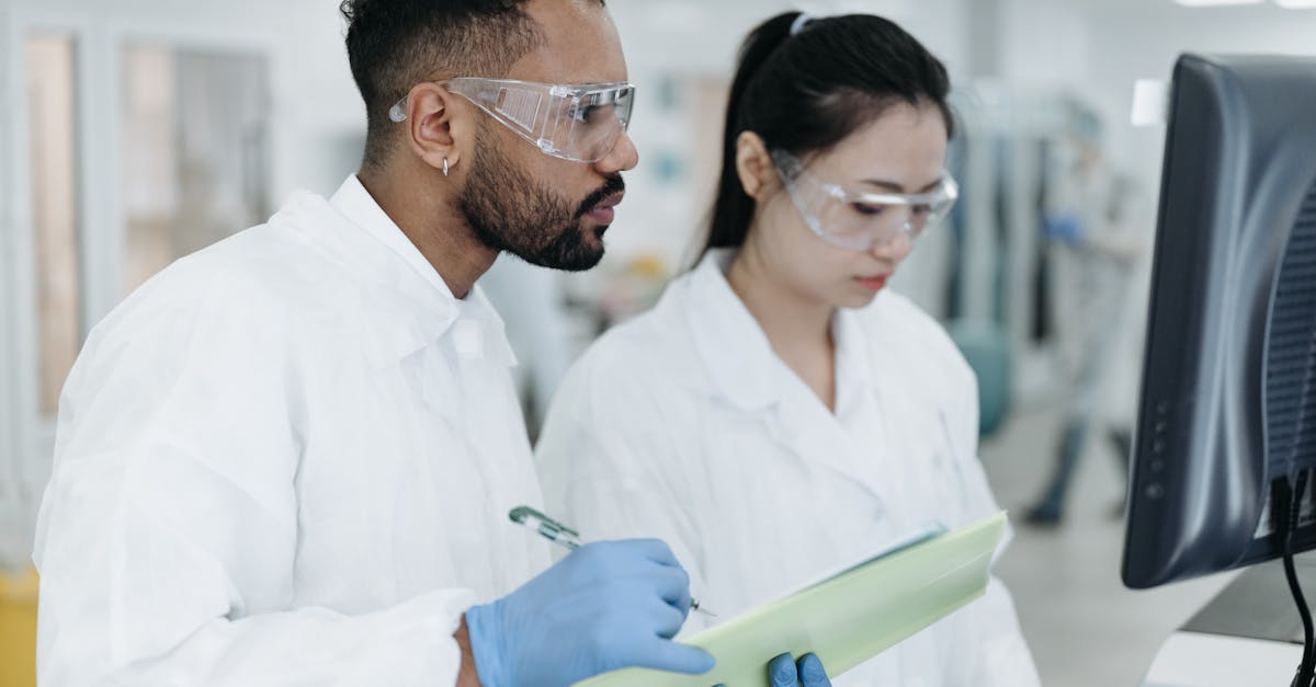 如何击败使用技术支持的玩家？